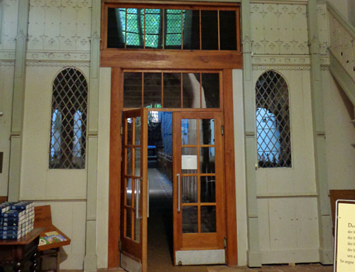22 Wiederherstellung des neugotischen Eingangsbereiches der Kirche Rehna