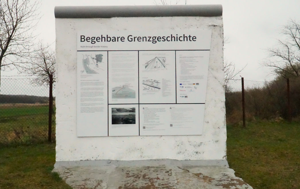 Begehbare Grenzgeschichte – Um- und Neubau sowie pädagogische Erschließung des Außengeländes vom GRENZHUS Schlagsdorf