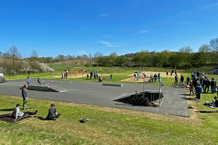 Skateanlage inklusive Sportareal: Jugendprojekt Groß Molzahn