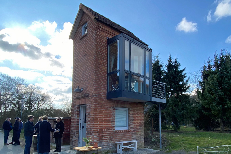 Trafoturm als kleinste Ferienwohnung